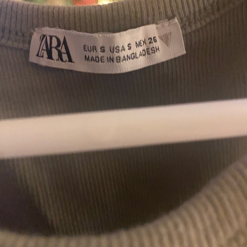 Zara Basic Rib Tank Top - Picture 2 of 2